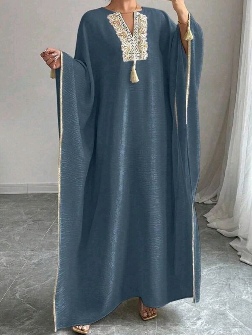 Elegant Blue Embroidered Kaftan Dress - SMALL
